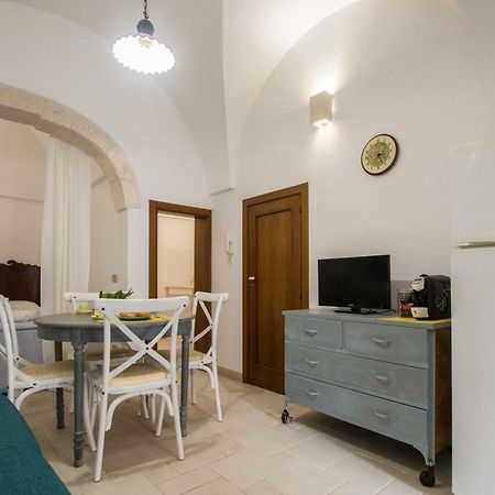 Dimora Zafferano - Guest House Ostuni Exteriör bild