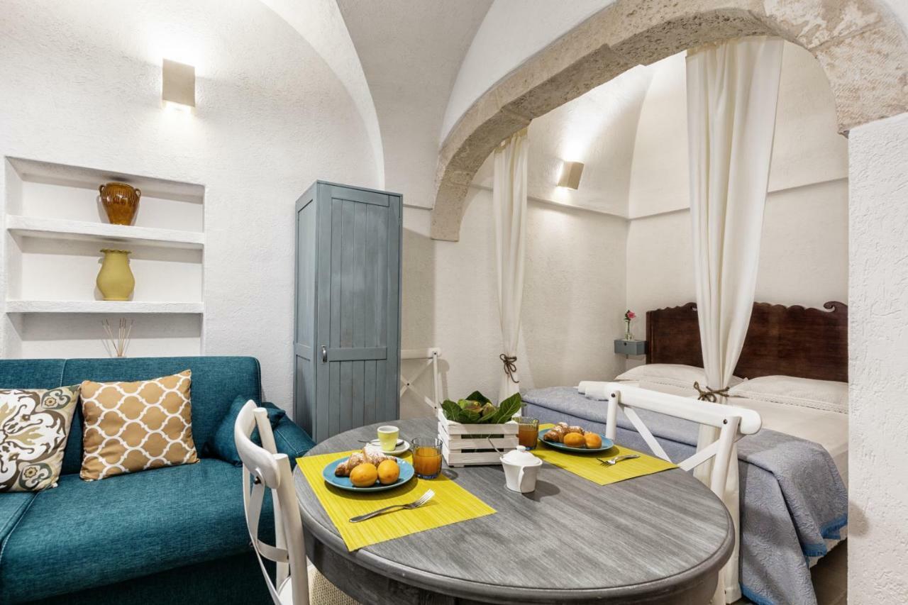 Dimora Zafferano - Guest House Ostuni Exteriör bild